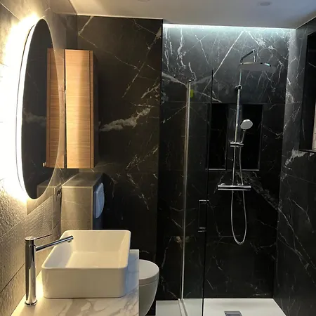 Le Pamela Front De شقة مينتون