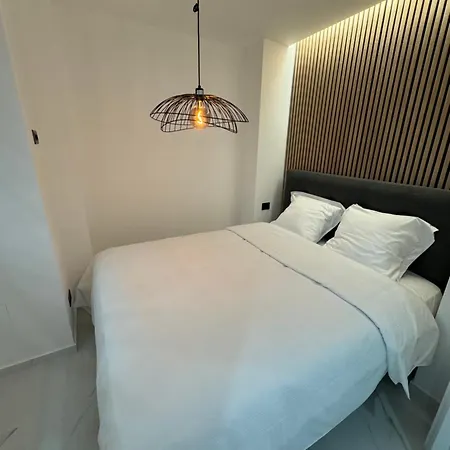 Le Pamela Front De Apartamento